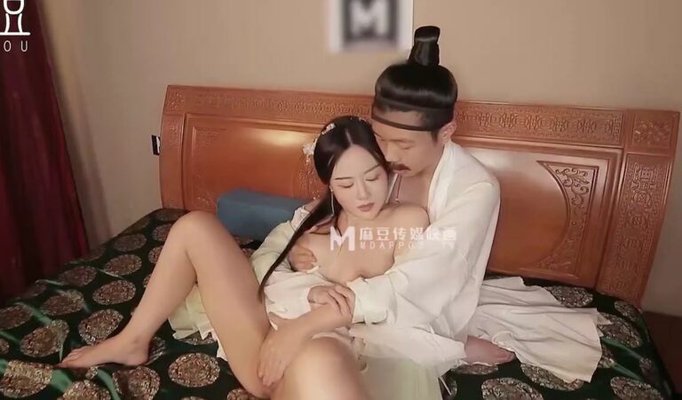 co-em-dau-dam-dang-loan-luan-cung-anh-chong-de-co-thai